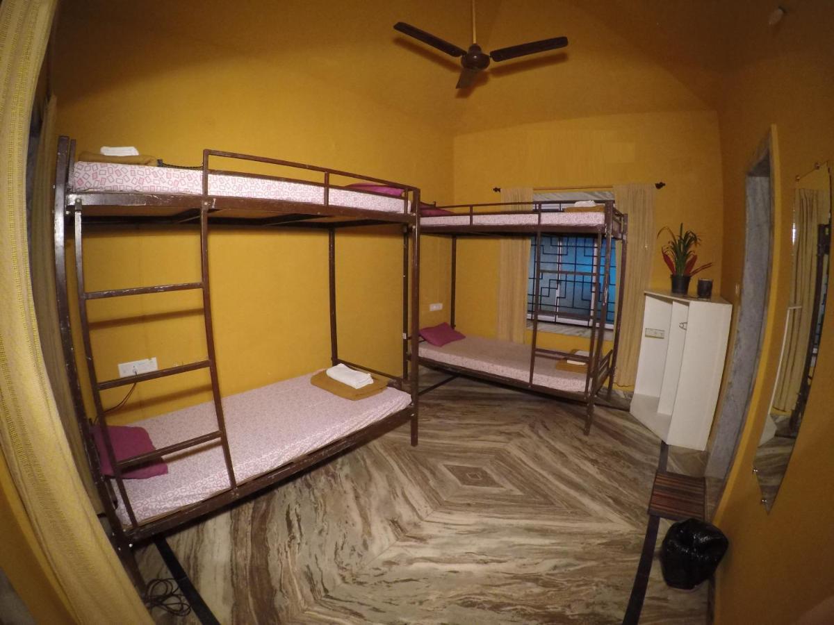 Jungle By Sturmfrei Vagator Hostel Екстериор снимка